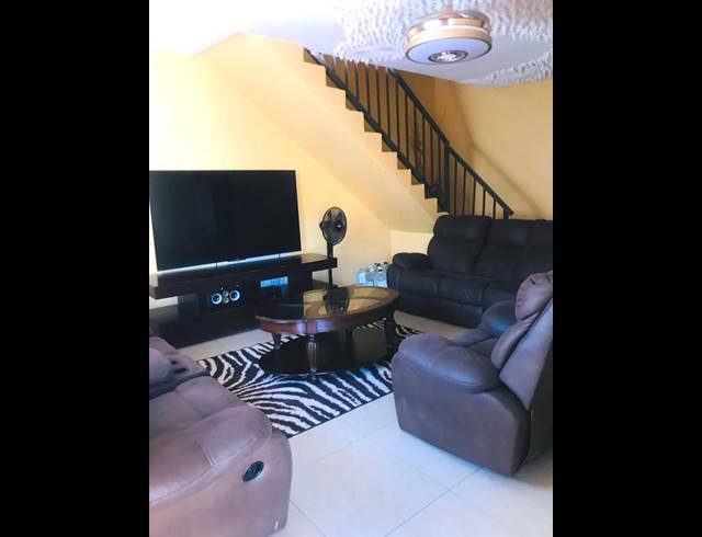 4 BEDROOM HOUSE FOR SALE IN NEWTOWN A